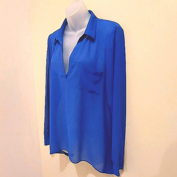 3 for $25- Olive & Oak Electric Blue Blouse, XL - Picture 2 of 10